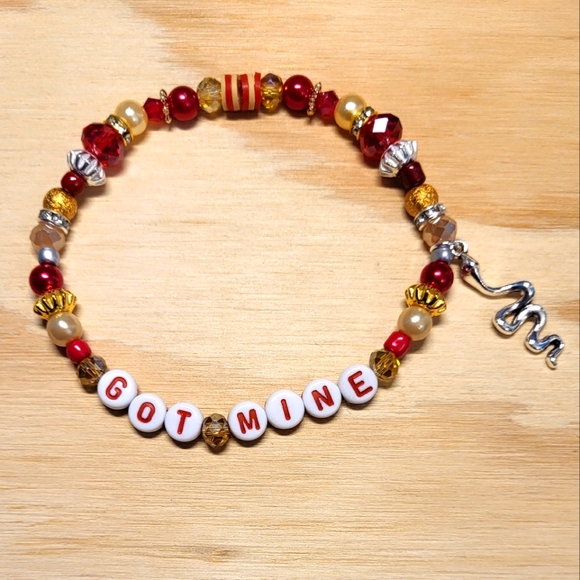 Look what you made me do- Taylor Swift Friendship Bracelet - Picture 5 of 6